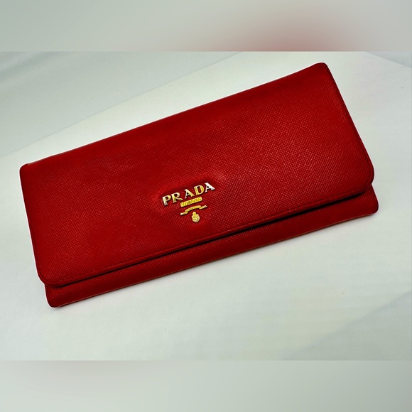 AUTHENTIC PRADA FIERY RED LARGE SAFFIANO LEATHER WALLET